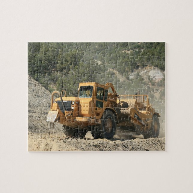 Earthmover Tractor Jigsaw Puzzle (Horizontal)