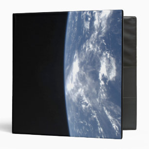 Earth's horizon and the blackness of space 2 binder