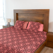 Earthy Red and Black Floral Pattern