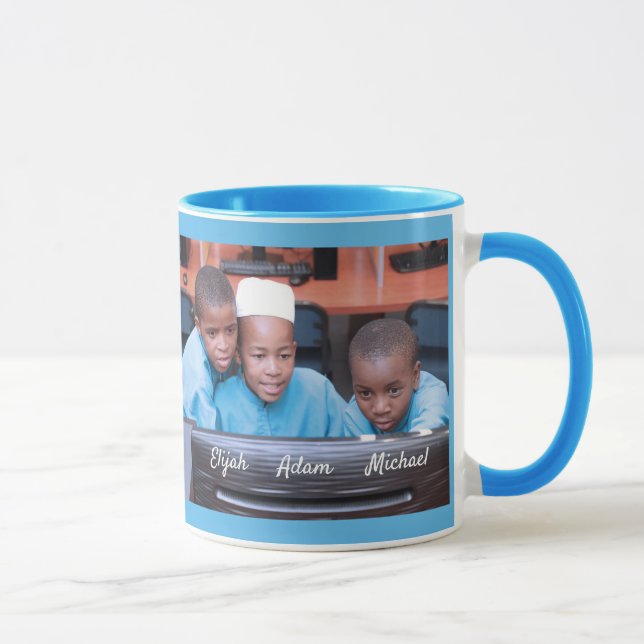 Easily Create Your Personalized Custom Photo Mug (Right)