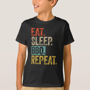 Eat sleep bbq repeat retro vintage T-Shirt