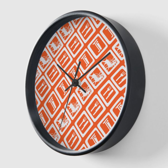 Eat Sleep Hunt Clock (Angle)