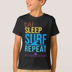 Eat sleep surf repeat retro sunset colours surfing T-Shirt
