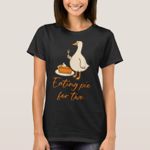 Eating E For Two Thanksgiving Pregnancy Announceme T-Shirt