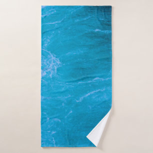 Eau bleue claire