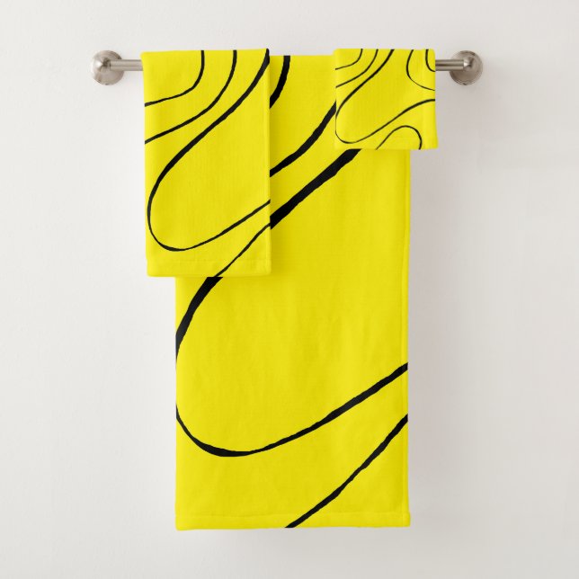 Ebb and Flow 2 in Black and Yellow Bath Towel Set (Insitu)