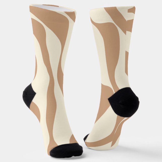 Ebb and Flow 4 in Tan and Cream Socks (Angled)