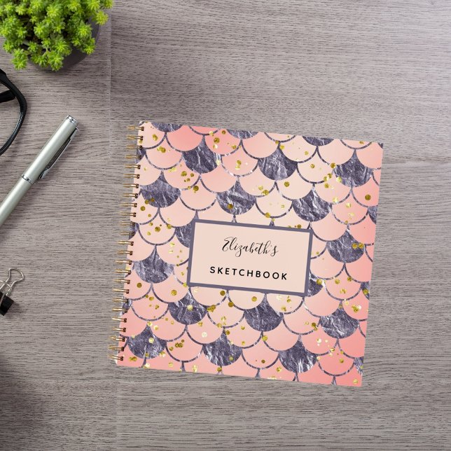 Écaille de sirène rose violet dans un cahier de cr (Créateur téléchargé)