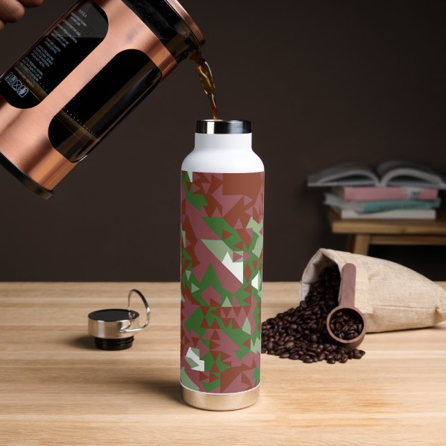 Eclectic Mod Retro Geometric Christmas Pattern Water Bottle (Coffee)