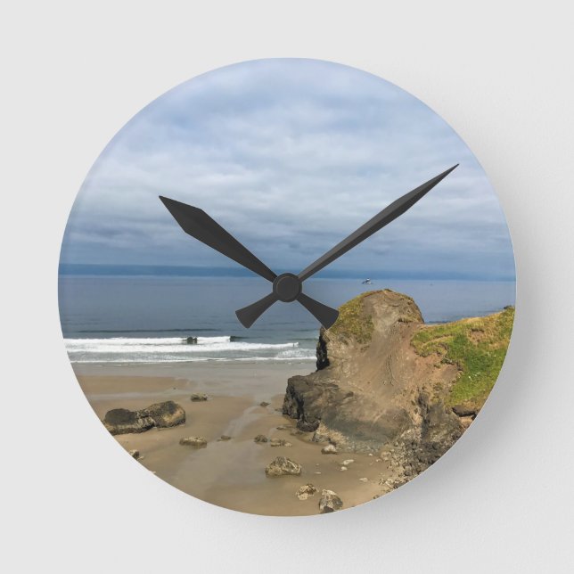 Ecola State Park, Cannon Beach, Oregon Round Clock (Front)