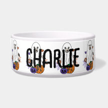 Chien fantôme de l'Halloween blanc caniche