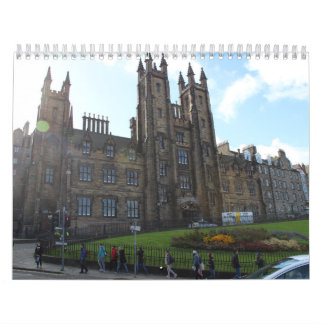 Edimbourg regarde le calendrier