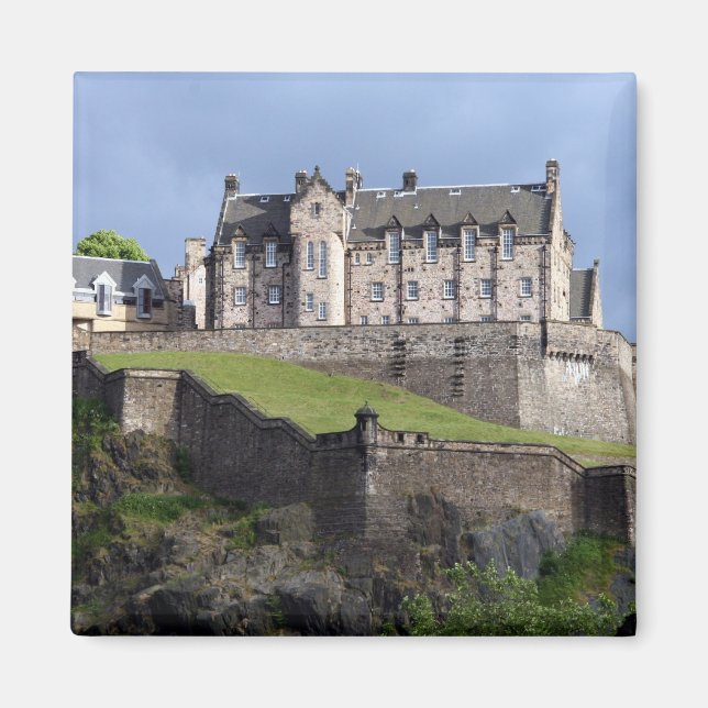 edinburgh castle magnet (Front)
