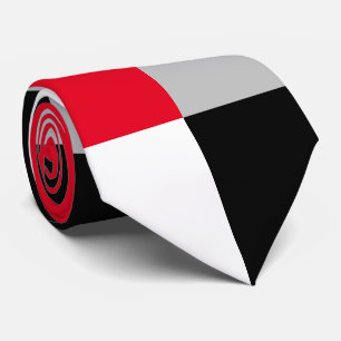 Editable chequerboard pattern tie