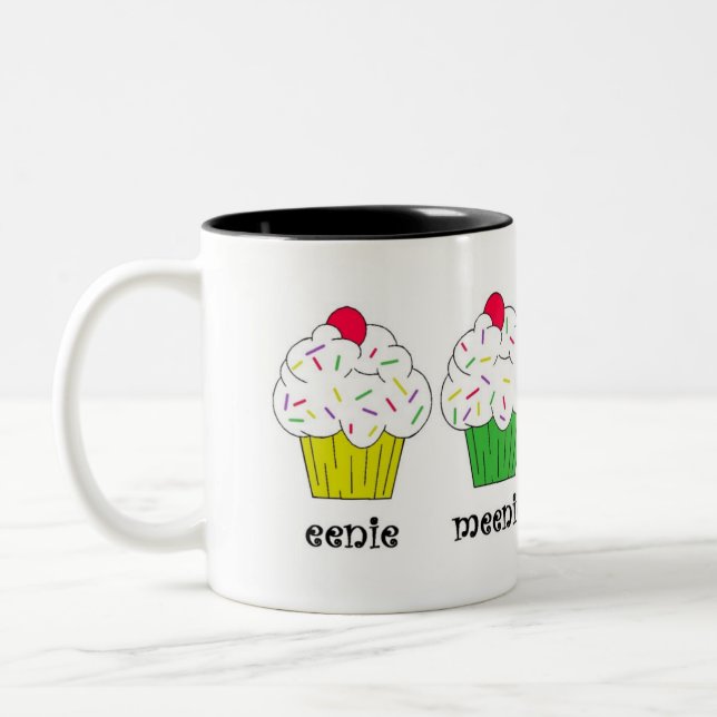 Eenie, Meenie, Miney, Moe ! Tasse de petit gâteau (Gauche)
