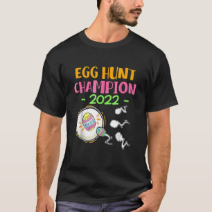 Egg hunt champion 2022 Easter Pregnancy Announceme T-Shirt