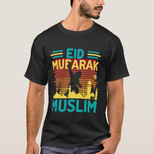 Eid Mubarak Bigfoot Eid Al Fitr day Islamic Men Wo T-Shirt