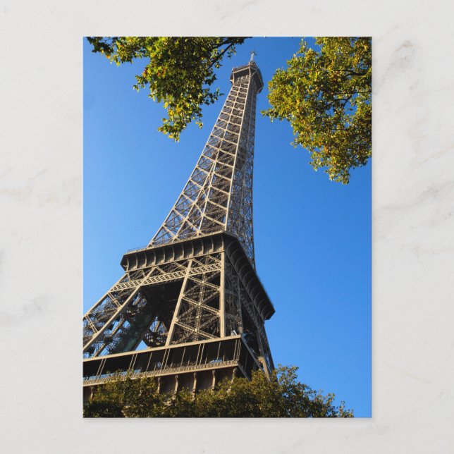Eiffel tower of Paris in France Holiday Postcard (Front)