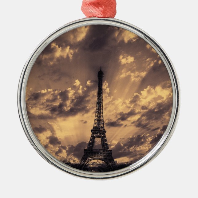 Eiffel tower ornament (Front)