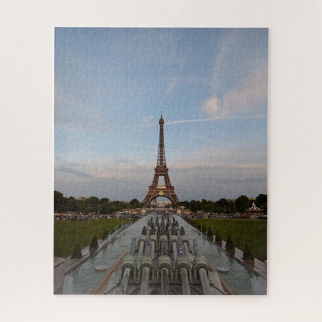 Eiffel Tower - Paris - 16x20 - 520 pcs Jigsaw Puzzle (Vertical)