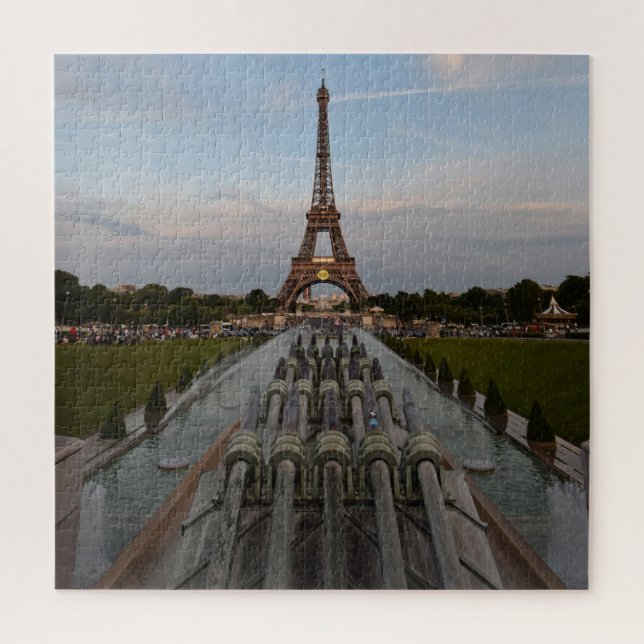 Eiffel Tower - Paris - 20x20 - 520 pcs Jigsaw Puzzle (Vertical)