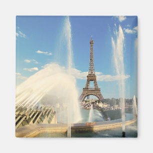 EIFFEL TOWER  PARIS FRANCE MAGNET