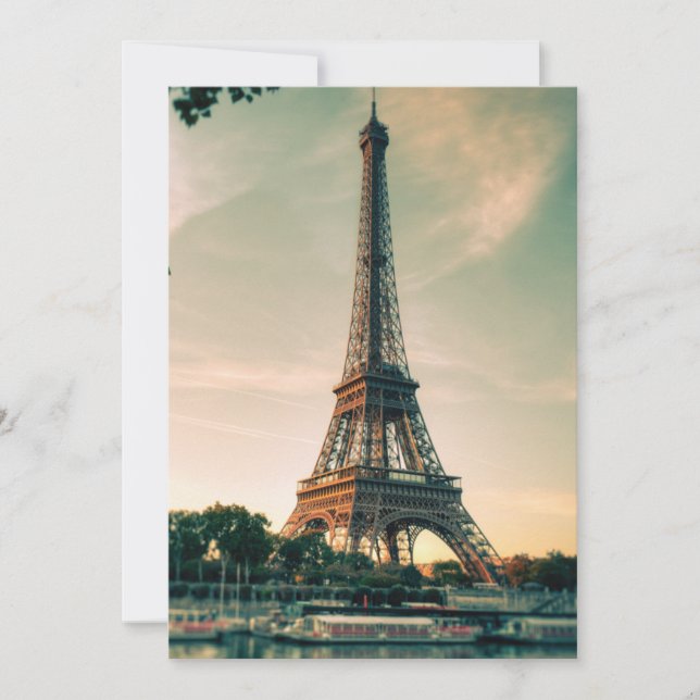 Eiffel tower throw pillow (Front)