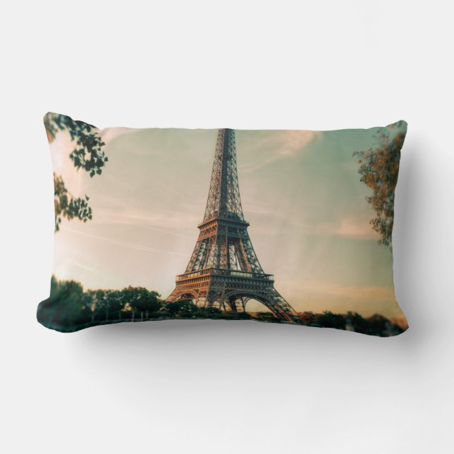 Eiffel tower throw pillow (Front)