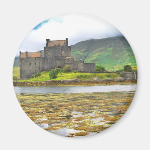 Eilean Donan Castle colour Magnet