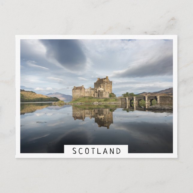 Eilean Donan Castle with reflection in Scotland Postcard (Front)
