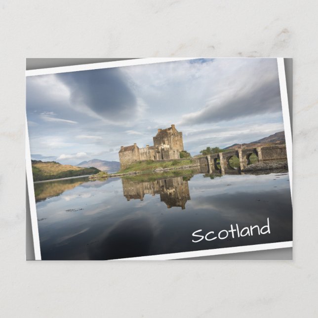 Eilean Donan Castle with reflection in Scotland Postcard (Front)