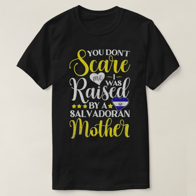 El Salvador Flag Souvenirs for Salvadorans Men & W T-Shirt (Design Front)