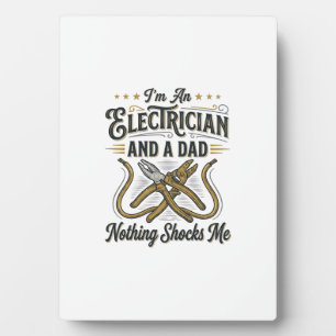 Electrician Dad Nothing Shocks Me Vintage Shirt De Plaque