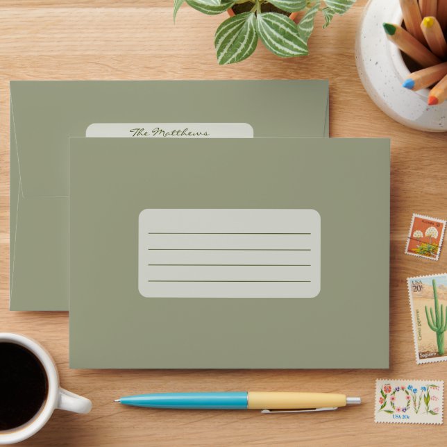 Elegant and Classic Green Gingham Holiday Envelope (Desk)