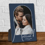 Elegant Arch Wedding Photo Navy Blue Plaque<br><div class="desc">A special keepsake features your wedding photo in an elegant arch design with the text "Married" in chic text along with your names and wedding date on a navy blue background. Beautiful gift for your family and a fabulous memory to display in your own home. BACKGROUND colour can be changed!...</div>
