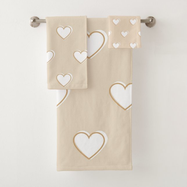 Elegant Beige Heart Pattern Retro Minimalist Bath Towel Set (Insitu)