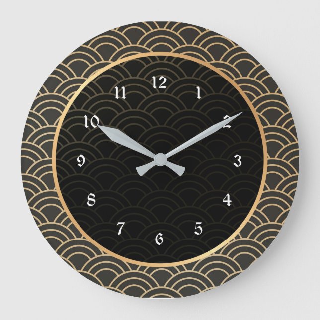 Elegant black and gold pattern large clock (Front)