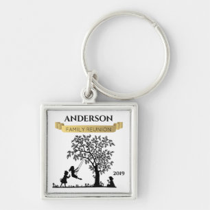 Elegant Black and Gold Personalized Family Reunion Keychain