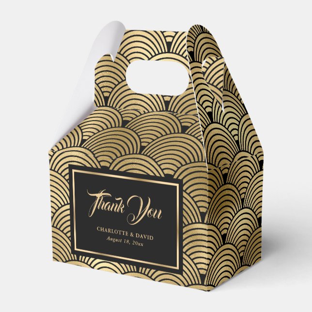 Elegant Black and Gold Seashell Scales Wedding Favor Box (Front Side)