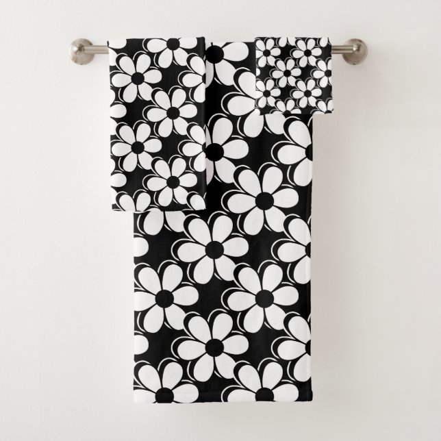 Elegant Black and White Flowers on Black Bath Towel Set (Insitu)