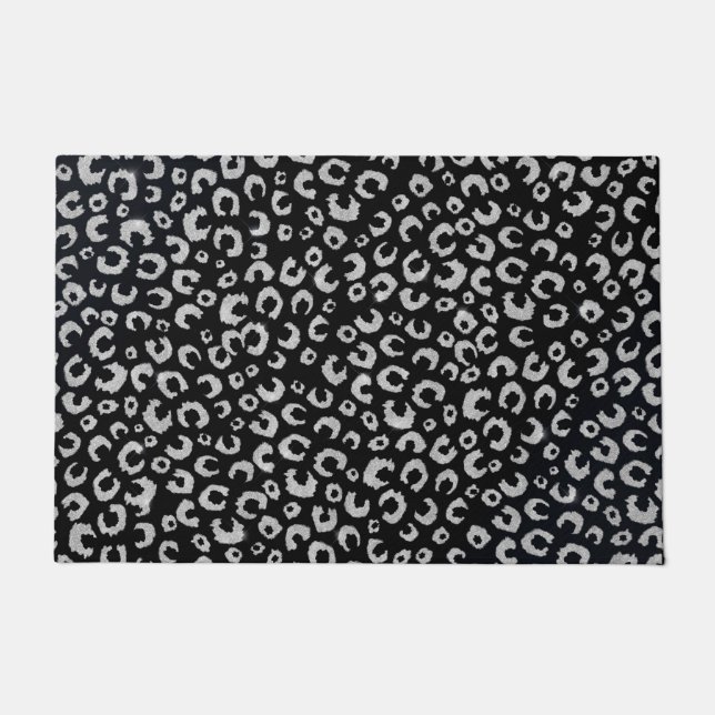 Elegant Black Silver Glitter Leopard Pattern Doormat (Front)