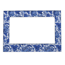 Elegant Blue and White Floral Chintz Vintage