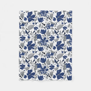 Elegant Blue Grey Watercolor Floral Pattern Fleece Blanket