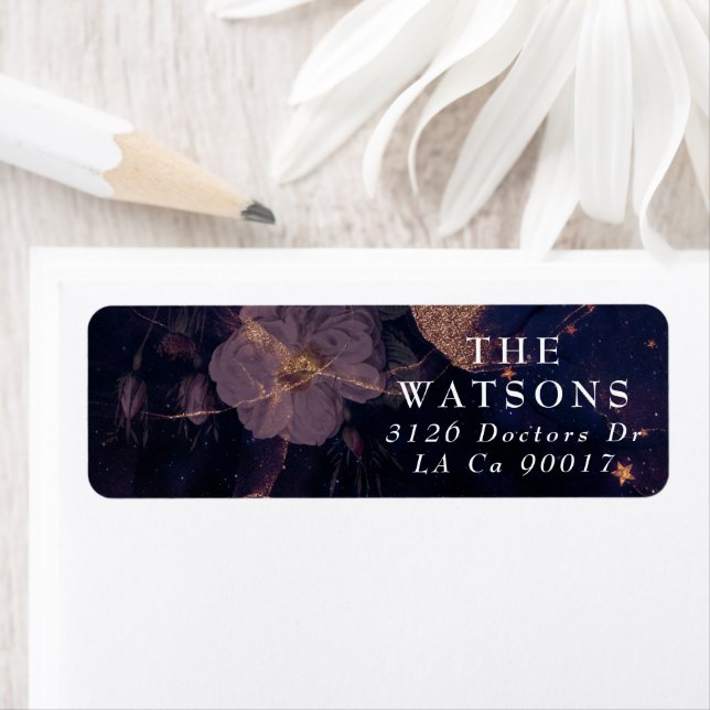 Élégant Boho foncé Floral violet Rose Mariage or (En situation)