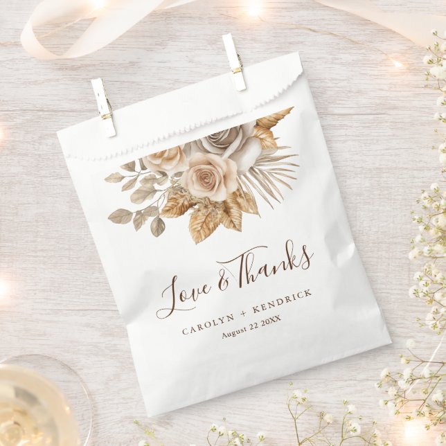 Elegant Boho Neutral Floral Love & Thanks Wedding Favour Bag (Clipped)