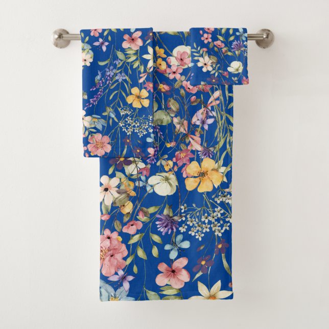 Elegant Botanical Floral Cobalt Blue Background Bath Towel Set (Insitu)
