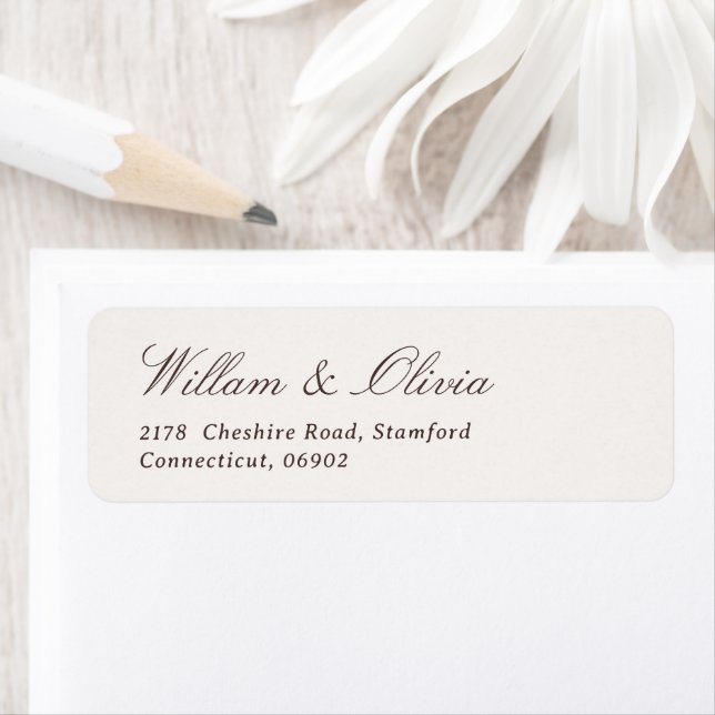 Elegant Calligraphy Cream and Brown Wedding (En situation)