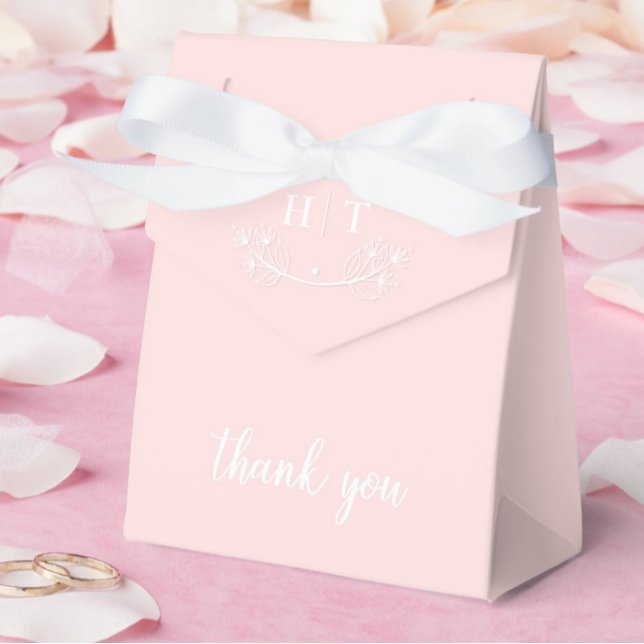Elegant Calligraphy Pink White Monogram Wedding Favor Box (Elegant Calligraphy Pink White Monogram Wedding Favor Boxes)