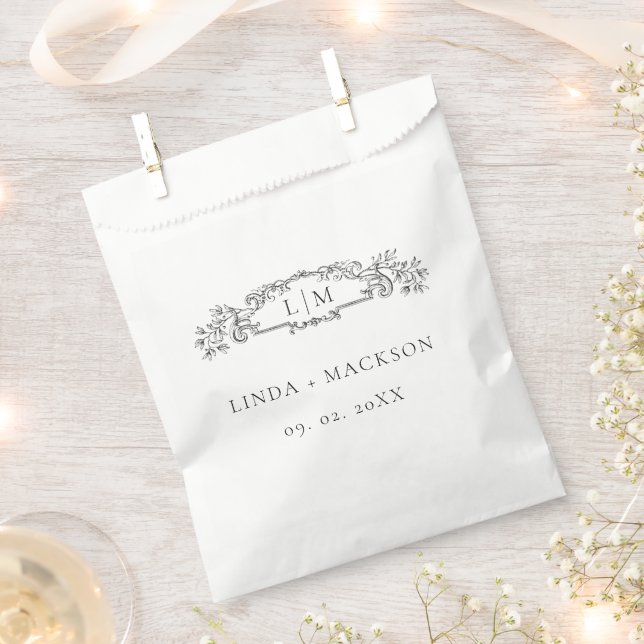 Elegant & Chic botanical crest monogram wedding Favour Bag (Clipped)