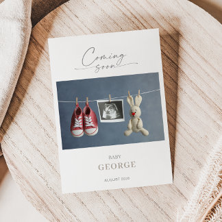 Elegant Chic Minimal Pregnancy Announcement Card